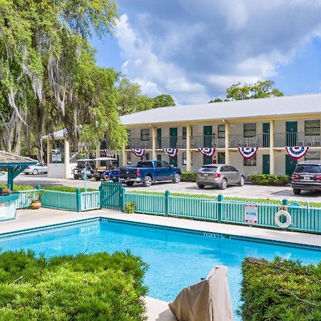 Steinhatchee River Inn And Marina Dış mekan fotoğraf