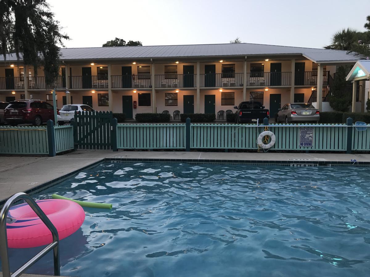 Steinhatchee River Inn And Marina Dış mekan fotoğraf